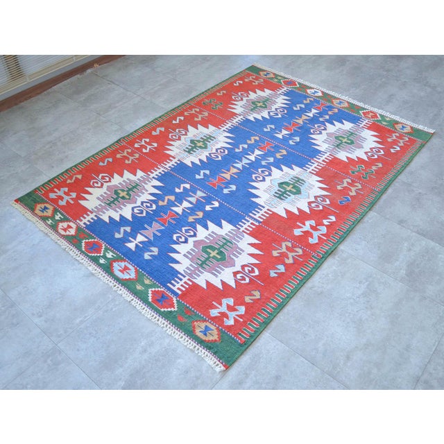 Hand Woven Kilim Turkish Flat Weave Area Rug - 4′1″ × 5′10″ For Sale - Image 4 of 12