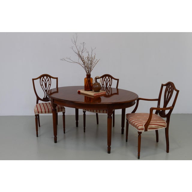 Danish Hepplewhite Mahogany Dining Chairs by Farre Møbelfabrik, 1970s. Set of 6. Set of six elegant dining room chairs in...