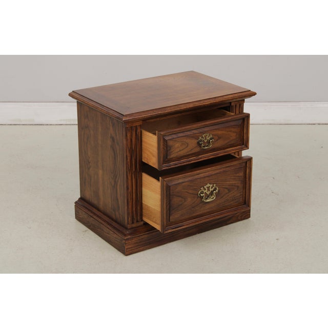 1980s Pair of Thomasville Oak 2 Drawer Nightstands For Sale - Image 5 of 14