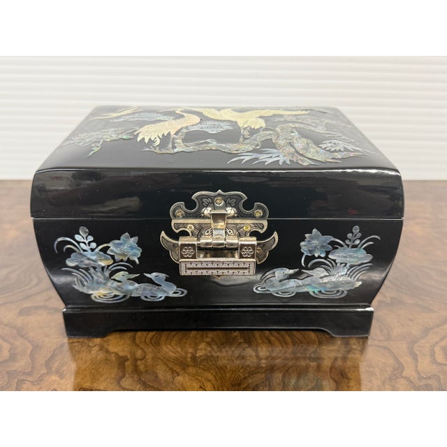 Korean Black Lacquer + Mother of Pearl Locking Jewelry Box, Large For Sale In San Francisco - Image 6 of 12