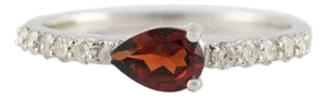 14k White Gold Pear Cut Garnet and Diamond Ring Size 7
