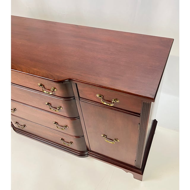 Vintage Georgetown Galleries Attributed Mahogany Bowfront Buffet For Sale - Image 17 of 18
