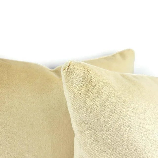 Contemporary Coraggio Textiles Royal Silk / Mohair Velvet in Quartz Pillow Cover For Sale - Image 3 of 7