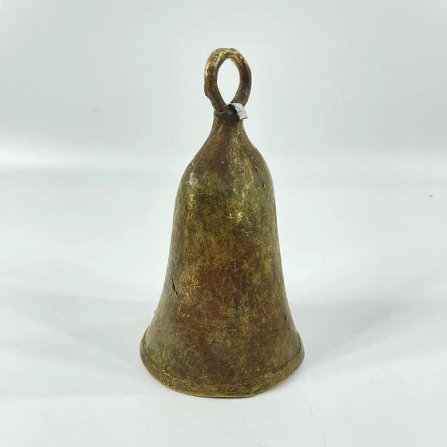 African Early 20th Century Benue Brass Bell Nigeria For Sale - Image 3 of 7
