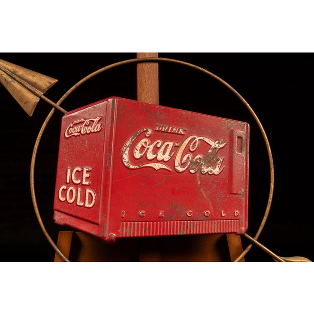 Vintage Figural Coca-Cola Cooler Directional Arrow Sign For Sale In Chicago - Image 6 of 8