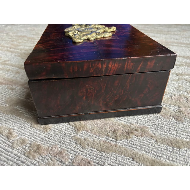 British Coat of Arms Calamander Box For Sale - Image 4 of 12