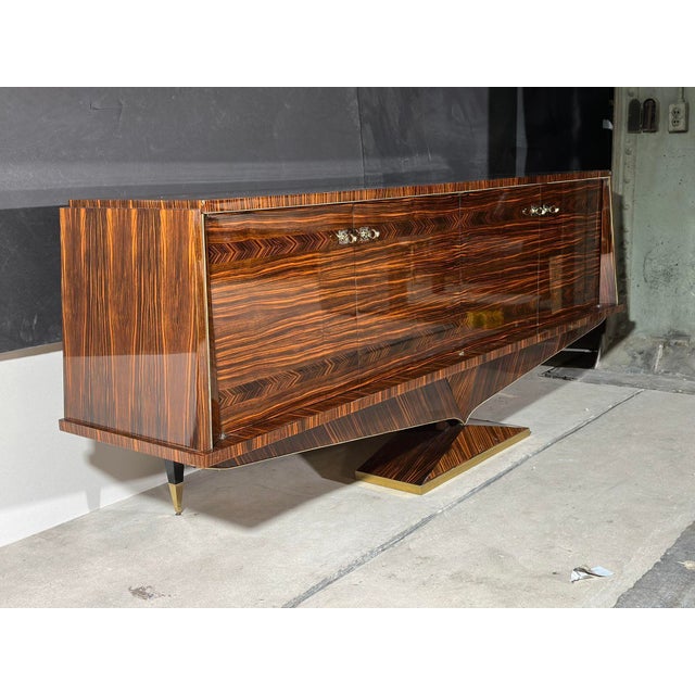 Mid-Century Modern Macassar Ebony French Credenza by N. F. Ameublement, 1950 For Sale - Image 3 of 9