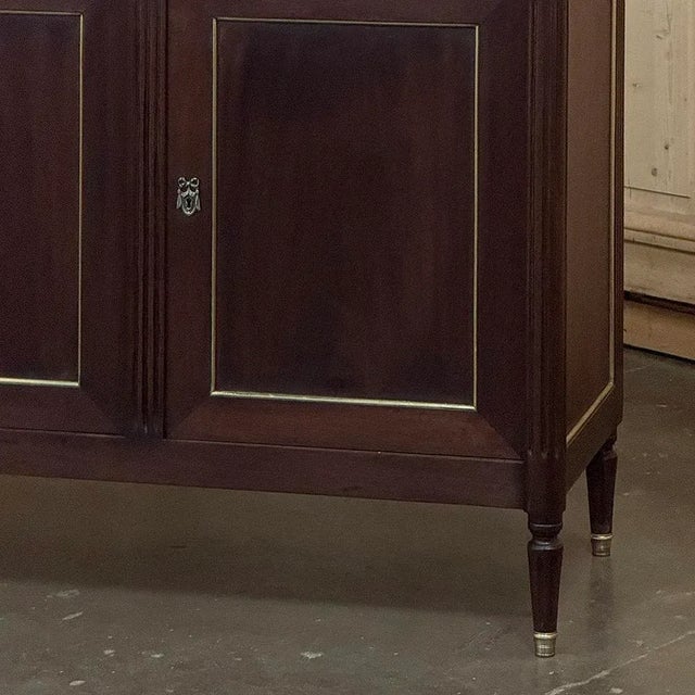 Wood French Louis XVI Carrara Marble Top Mahogany Buffet in the Maison Jansen Style, Mid-Century For Sale - Image 7 of 18
