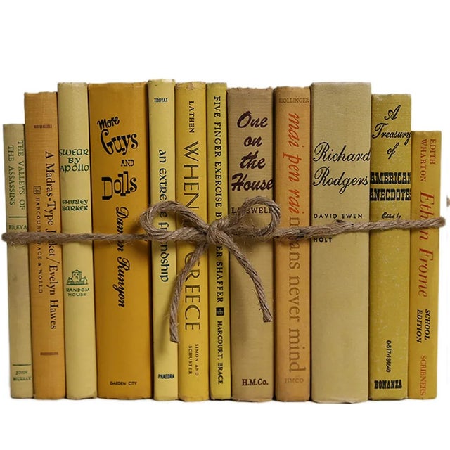 Take your design to a new level with the Vintage Saffron ColorPak from Booth & Williams. One linear foot of authentic...