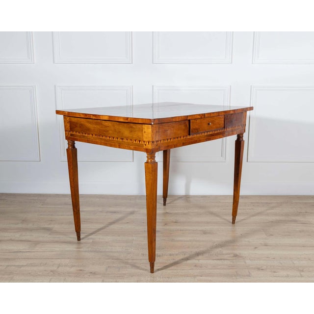Louis XVI Writing Desk in Walnut, Cherrywood, and Marquetry, Italy, 18th Century For Sale In Atlanta - Image 6 of 9