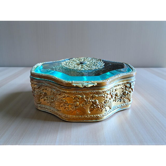 Metal 19th Century French Glass and Bronze Jewelry Box For Sale - Image 7 of 7