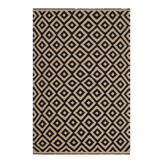 Modern Kilim Beige Black Wool Rug - 6'6" X 9'7" For Sale