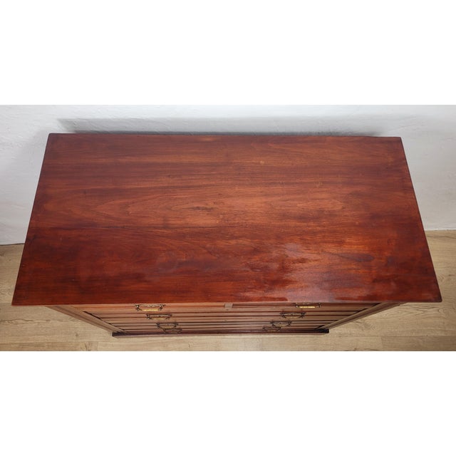 Wood Edwardian Chest of Drawers in Walnut, 1910s For Sale - Image 7 of 18