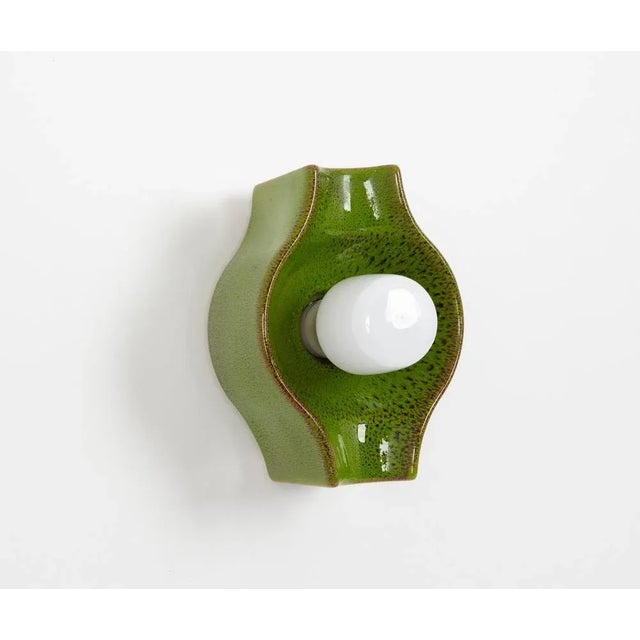 Single ceramic green wall light sputnik desiged by cari zalloni germany, 1970s heavy quality and in very good condition....