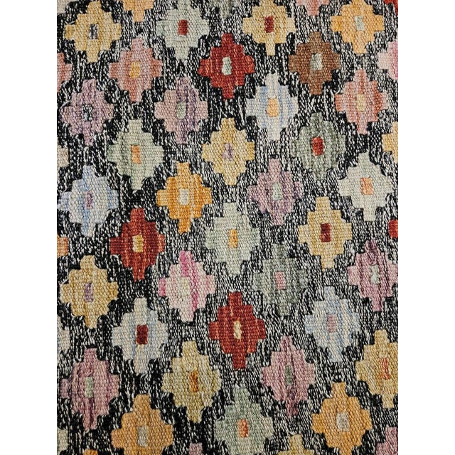 Handcrafted Kilim Rug with Geometric Floral Pattern, 1990s For Sale - Image 10 of 11