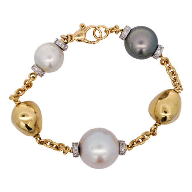 Mid 20th Century South Sea and Akoya Pearl With Gold Beads 18k Gold Station Bracelet For Sale