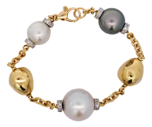 Mid 20th Century South Sea and Akoya Pearl With Gold Beads 18k Gold Station Bracelet
