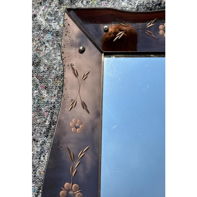 Gold Art Deco Rose Glass Bevelled Venetian Flower Petal Mirror, 1930s For Sale - Image 8 of 18