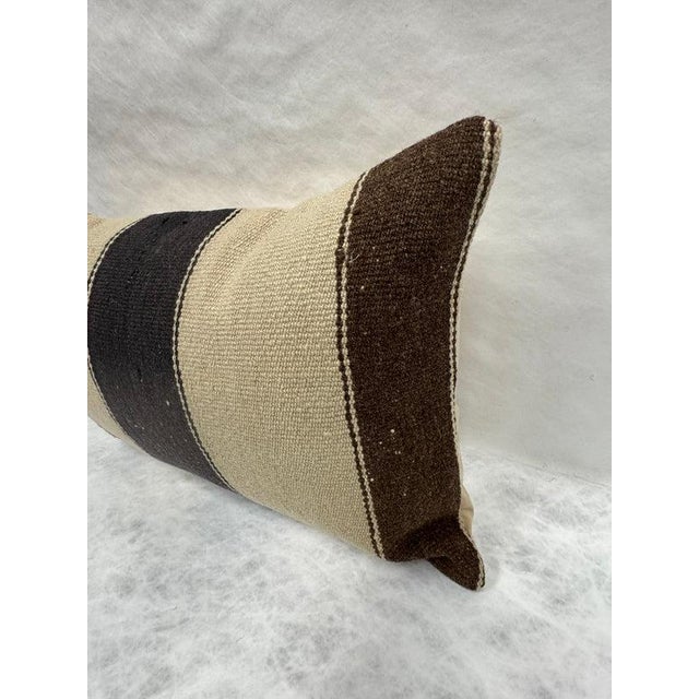 Contemporary Turkish Hemp Pillow Cushion Natural Beige Brown Pillow Cushion Cover 16" x 24" For Sale - Image 3 of 4