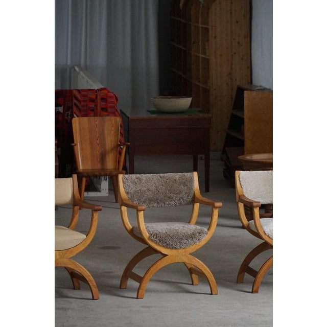 Mid-Century Modern Kurul Armchair in Oak and Lambswool by Henning Kjærnulf, 1960s For Sale - Image 13 of 15