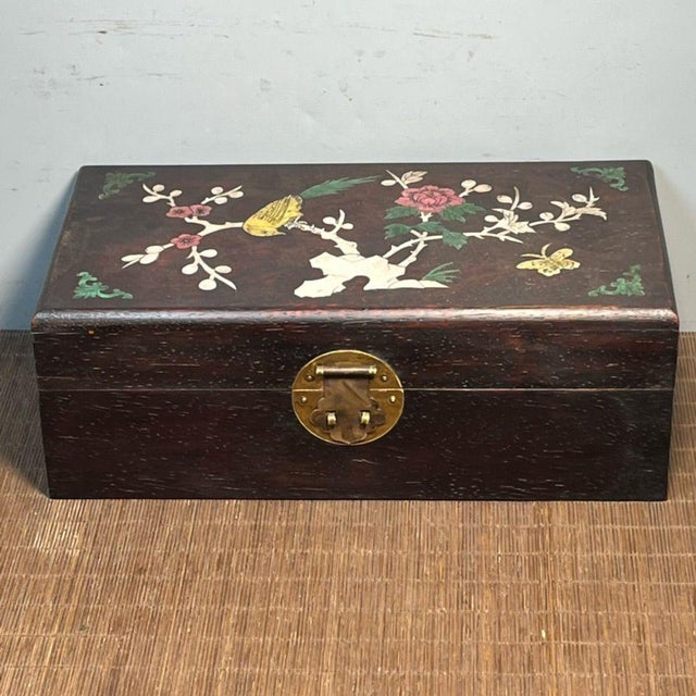Chinoiserie Blackwood Rectangular Storage Box, Mother of Pearl Bird, Peony & Butterfly Inlay, Chinoiserie Keepsake Box For Sale - Image 3 of 9