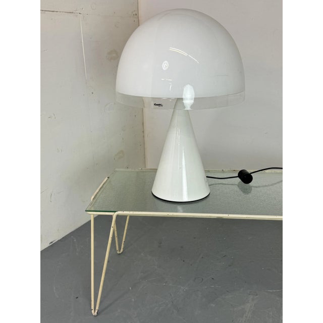 Plastic Modernist Space Age Italian Mushroom Shape Table Lamp from Guzzini, 1970s For Sale - Image 7 of 13