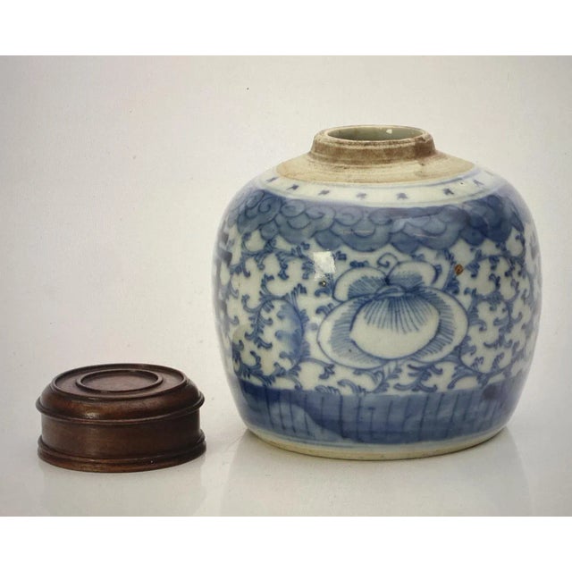 Small Chinese Pot, 1870s For Sale - Image 3 of 5