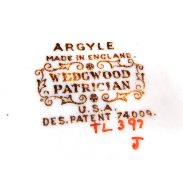 Traditional 1940s Wedgwood Patrician Arglye Large Serving Platter For Sale - Image 3 of 3