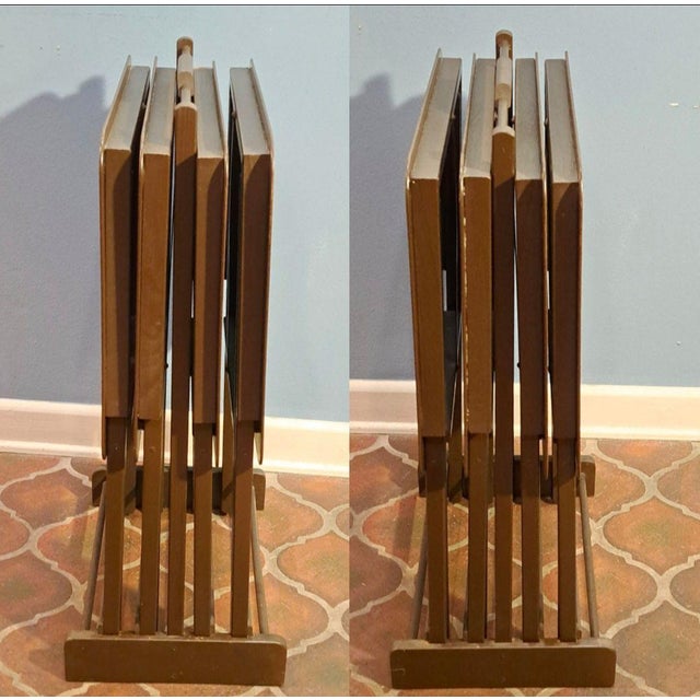 Brown Mid-Century Modern Parquet Wood Tv Tray Tables, Set of 5 With Stand For Sale - Image 8 of 13