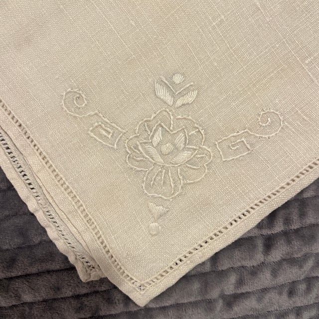 Traditional Vintage Cocktail Napkins - Set of 6 For Sale - Image 3 of 4