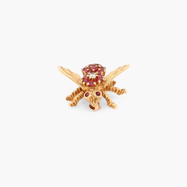 Signed Herbert Rosenthal 18k Gold, Natural Ruby, & Diamond Bee / Insect Brooch For Sale - Image 9 of 15