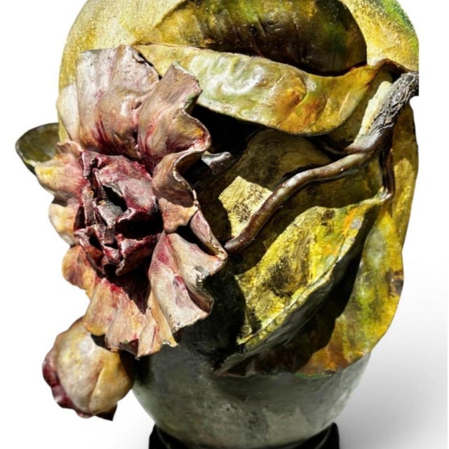 Green 1880s French Barbotine Majolica Vase in the Form of a Lamp For Sale - Image 8 of 12
