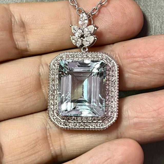 Natural Aquamarine Diamond Gold Necklace 27 TCW GIA Certified For Sale - Image 12 of 14