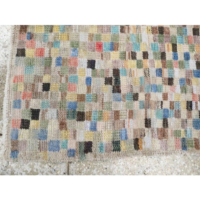 Galerie Shabab Collection Mid-20th Century Turkish Anatolian Throw Rug For Sale In New York - Image 6 of 8