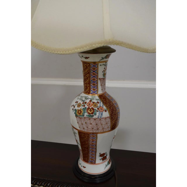 1990s 1990s Porcelain Chinese Style Urn Table Lamp For Sale - Image 5 of 7