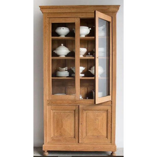 A gorgeous large antique white ironstone English soup tureen, circa 1900's. This pretty soup tureen makes a lovely...