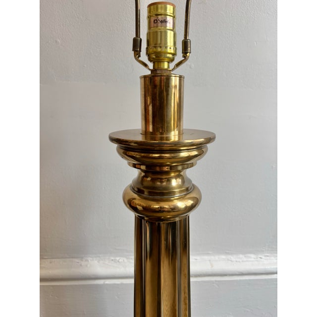 1970s 1970's Stiffel Brass Fluted Column Table Lamp For Sale - Image 5 of 11