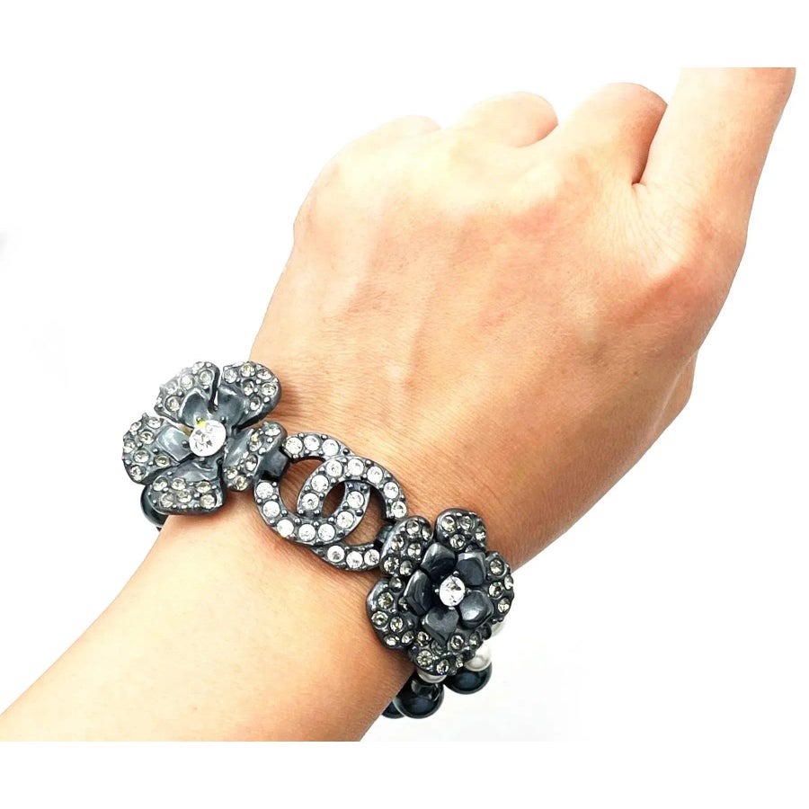 【CHANEL】★Vintage★BRACELET ブレスレット Chanel Vintage Rare Gunmetal CC Flower Crystal Grey Pearl 3