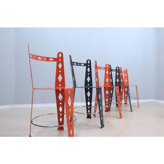 Super nice and high quality set 6 post modern design chairs attributed to artifort and produced during 2000s. The chairs...