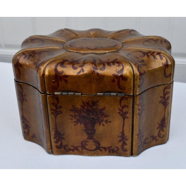 Gold VTG Painted Florentine Style Jewelry Box W/Lined Fitted Interior /Removable Section For Sale - Image 8 of 13