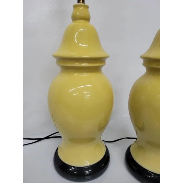 Mid Century Hollywood Regency Yellow Ceramic Ginger Jar Yellow Table Lamps - A Pair For Sale - Image 6 of 9