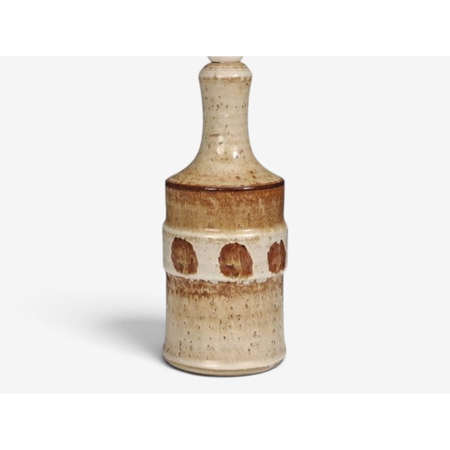 1960s Danish Modern Søholm Stentøj, Dotted Table Lamp, Beige Glazed Stoneware For Sale In New York - Image 6 of 10