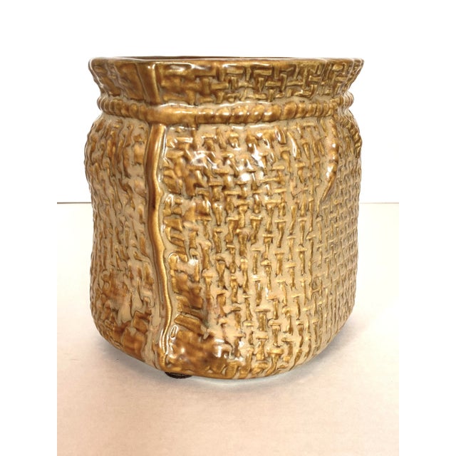 Mid 20th Century Mid 20th Century McCoy Burlap Sack Form Ceramic Planter Jardiniere Model 1629 For Sale - Image 5 of 11