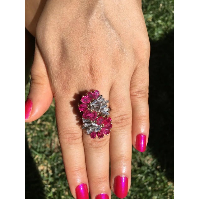 Certified Natural 8.76cts VVS G Diamond Ruby 18k Solid Gold Cocktail Ring, Size 6 For Sale In Dallas - Image 6 of 10