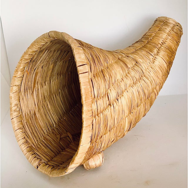 Vintage Handwoven Rush Grass Cornucopia, Horn of Plenty Thanksgiving Basket For Sale - Image 10 of 10