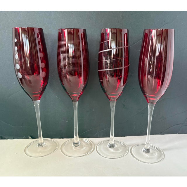 Hollywood Regency Late 20th Century Mikasa Cheers Ruby Red Etched Champagne Flutes, Set of 4 For Sale - Image 3 of 8