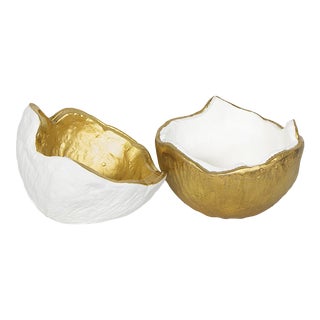 Regina Andrew Pina Metal Bowl Set, White/Gold For Sale