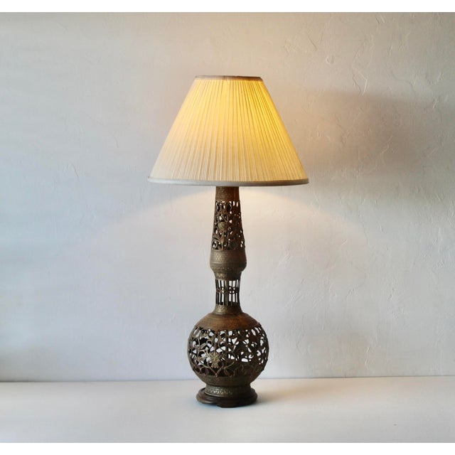 Vintage Art Nouveau Style Pierced Reticulated Brass Table Lamp. Gorgeous large brass centerpiece table lamp with element...