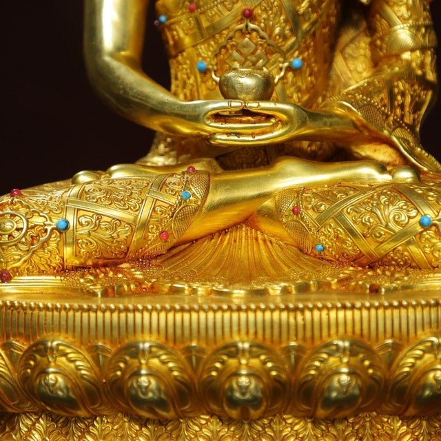 Bronze Late 19th Century Gilt Bronze Shakyamuni Buddha Statue With Stone Inlays, 2.97kg For Sale - Image 8 of 9