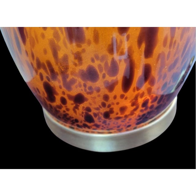 Hollywood Regency Vintage Blown Tortoiseshell Glass Brass Regency Table Lamp For Sale - Image 3 of 7
